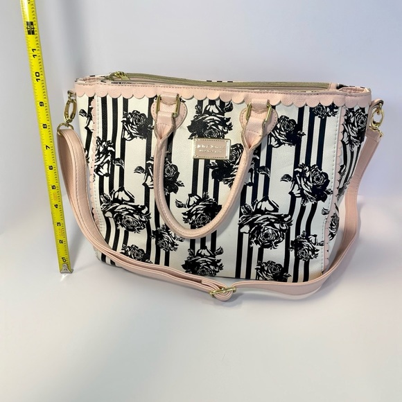 Betsey Johnson Handbag Purse - Picture 5 of 6